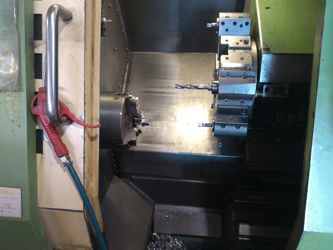 250 (chuck) CNC Turning machine