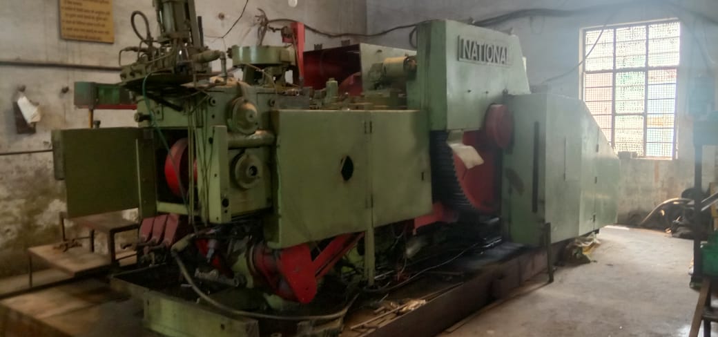 M16 X 125  4 Station Bolt former machine