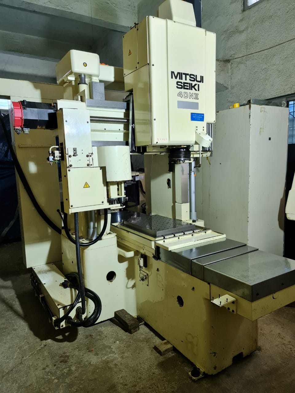 600 X 400 X 400 X 40(jig size) CNC Type Vertical Jig Boring Machine