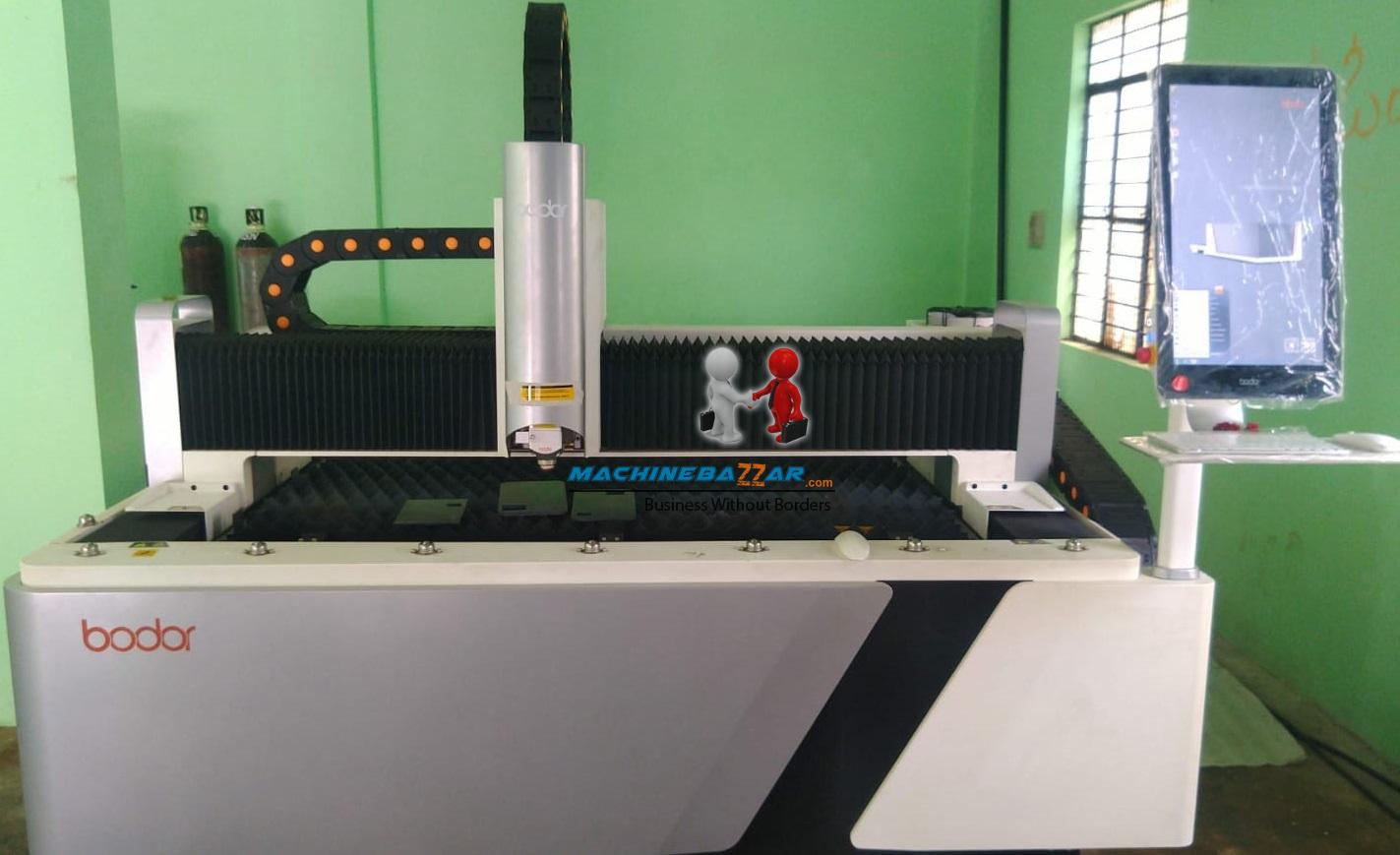 1500 X 3000 Fiber laser cutting machine