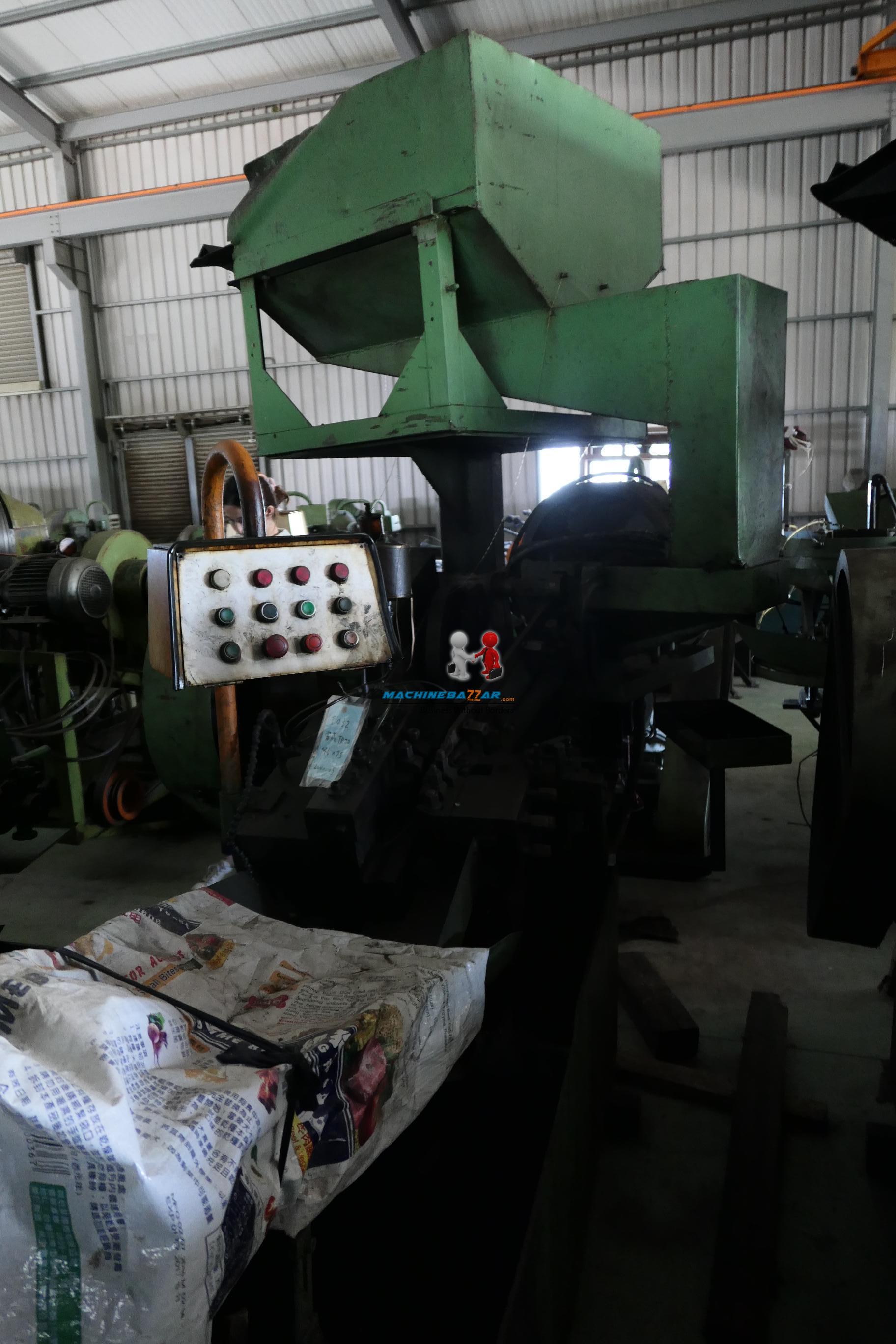 M6 x 75 Chou Cheng  Flat die thread rolling machine