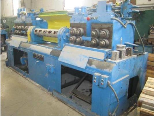 M25x3657 straightening and cutting wire machine