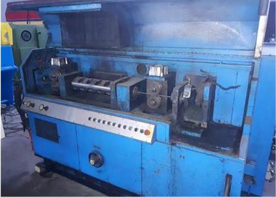 M10x3000 straightening and cutting wire machine