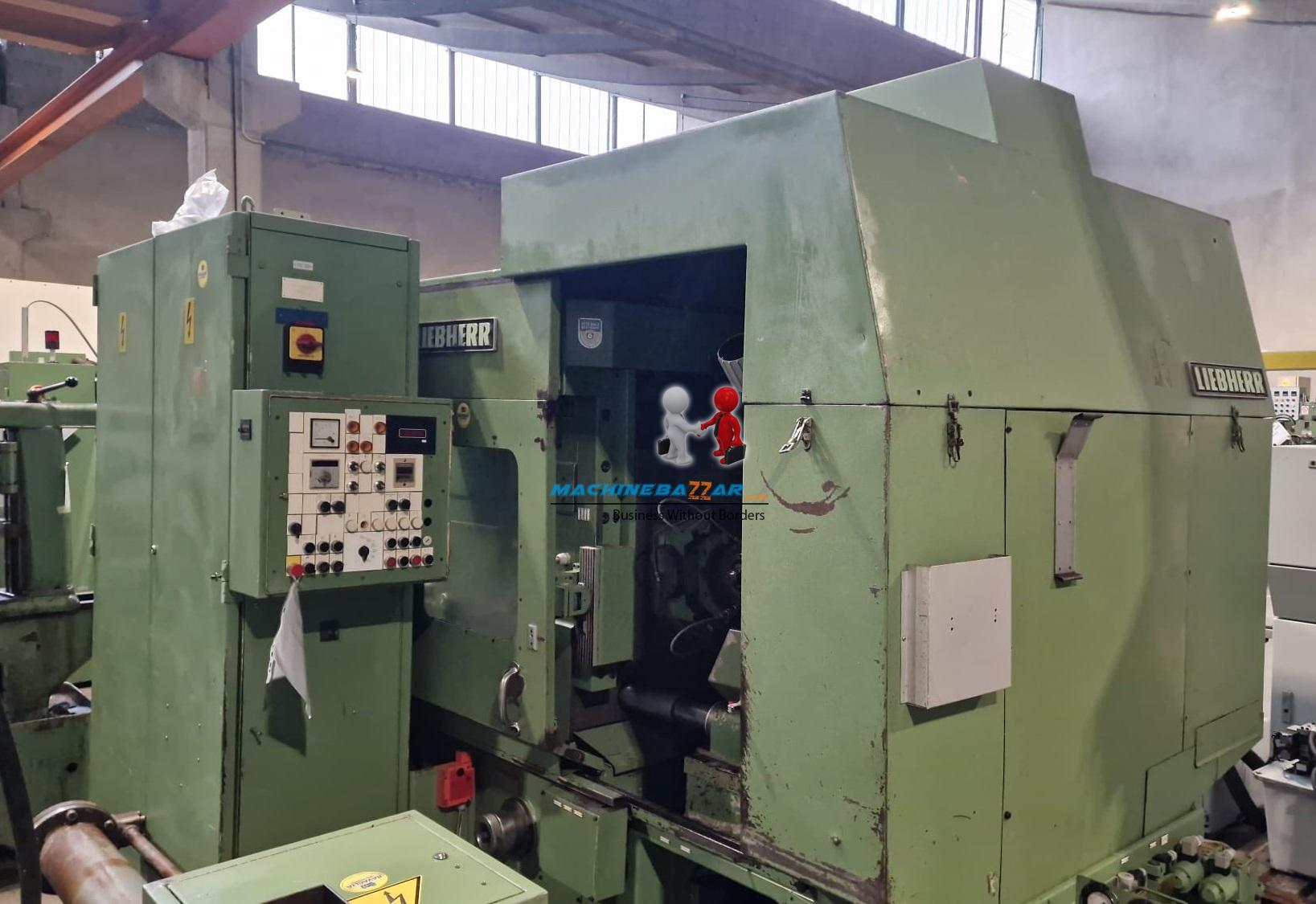200 mm LIEBHERR Gear hobbing machine
