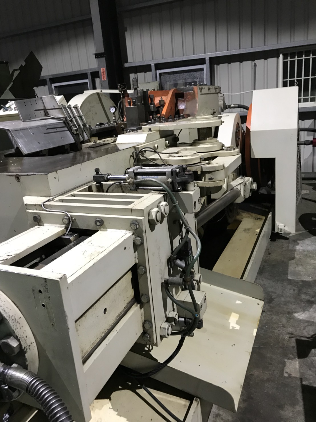 m25x300 threading machine