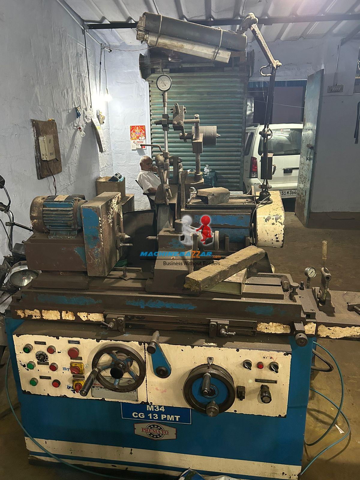 Cylindrical grinding machine 