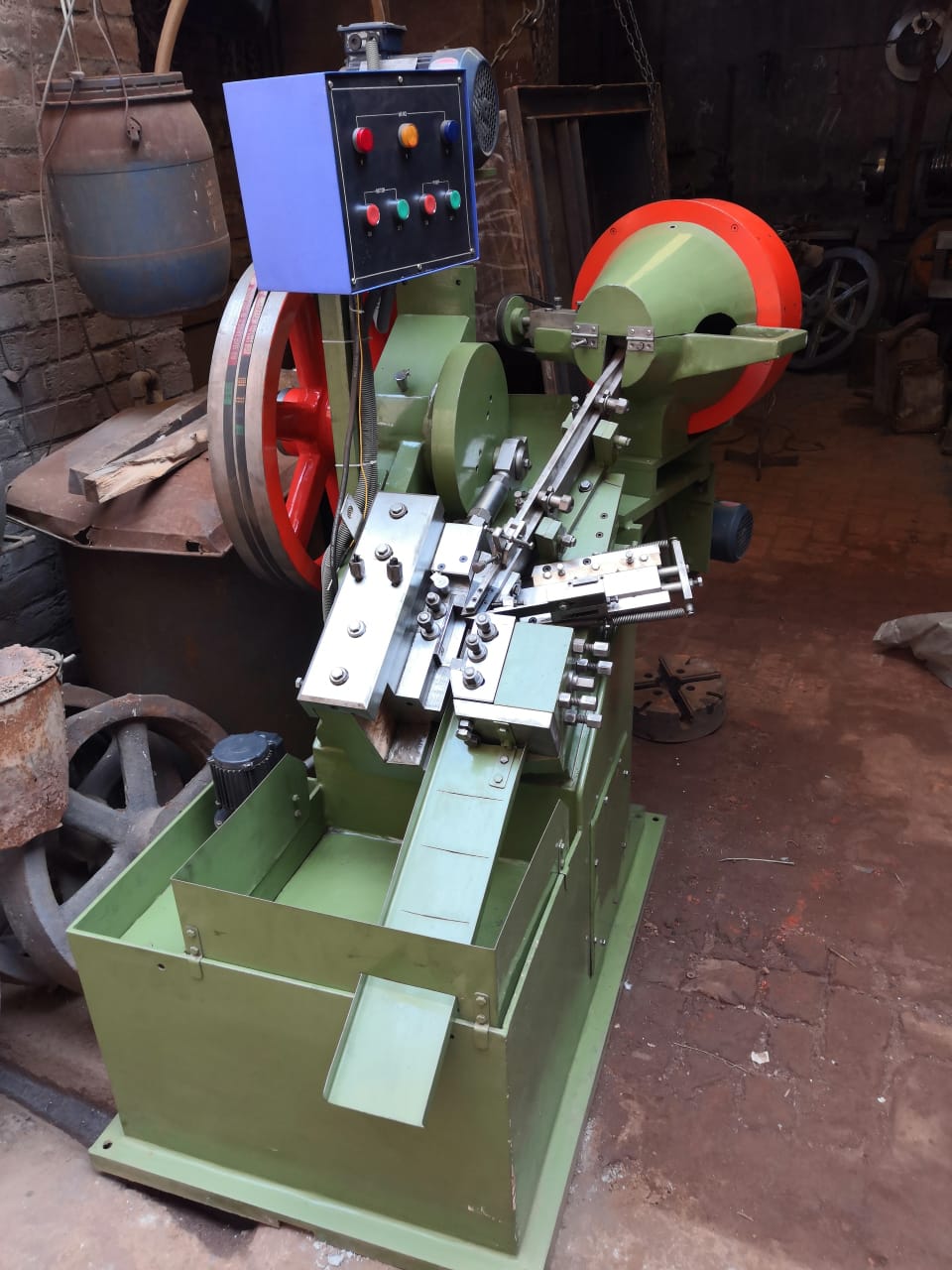 M3 X 25 Flat Die Thread Rolling Machine