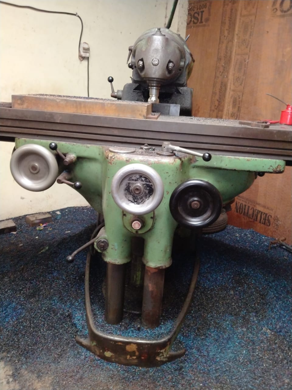 1500 x 700 x 400 Universal Milling machine